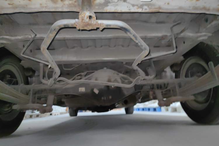 Used Jinbei Express 2018 2.0L Standard Version V19 Chassis Rear