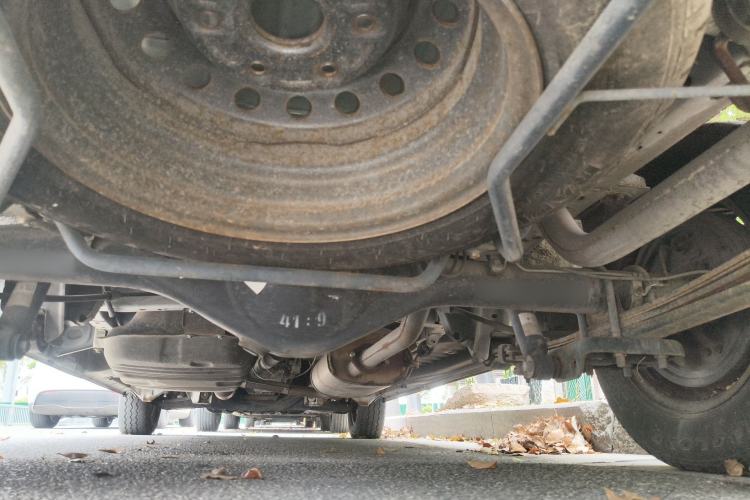 Used Jinbei Express 2018 2.0L Standard Version V19 Chassis Rear