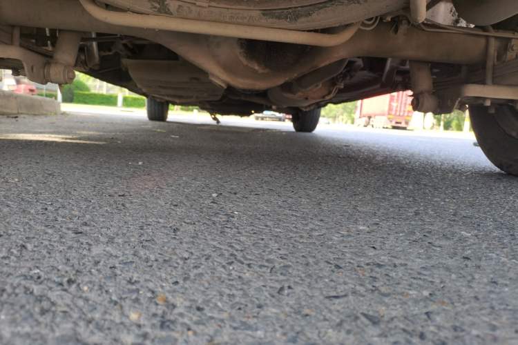 Used Jinbei Express 2018 2.0L Standard Version V19 Chassis Rear