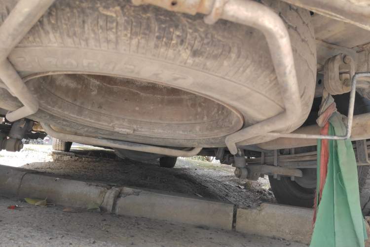 Used Jinbei Express 2018 2.0L Standard Version V19 Chassis Rear
