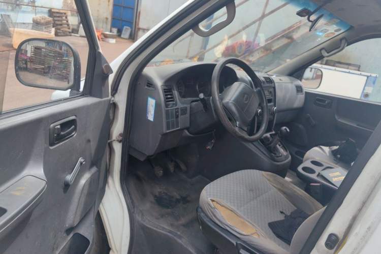 Used Jinbei Express 2018 2.0L Standard Version V19 Driver Seat