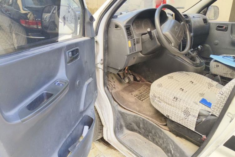Used Jinbei Express 2018 2.0L Standard Version V19 Driver Seat