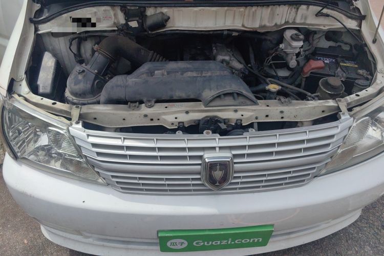 Used Jinbei Express 2018 2.0L Standard Version V19 Engine Bay