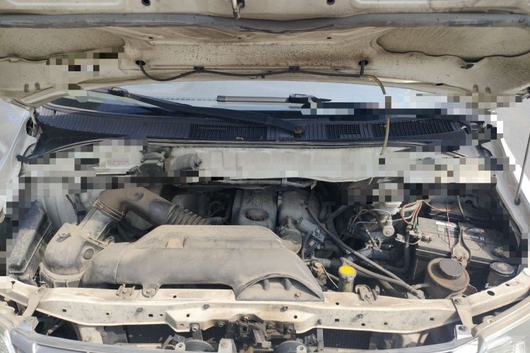 Used Jinbei Express 2018 2.0L Standard Version V19 Engine Bay