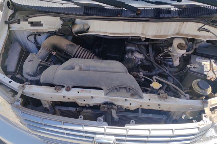 Used Jinbei Express 2018 2.0L Standard Version V19 Engine Bay
