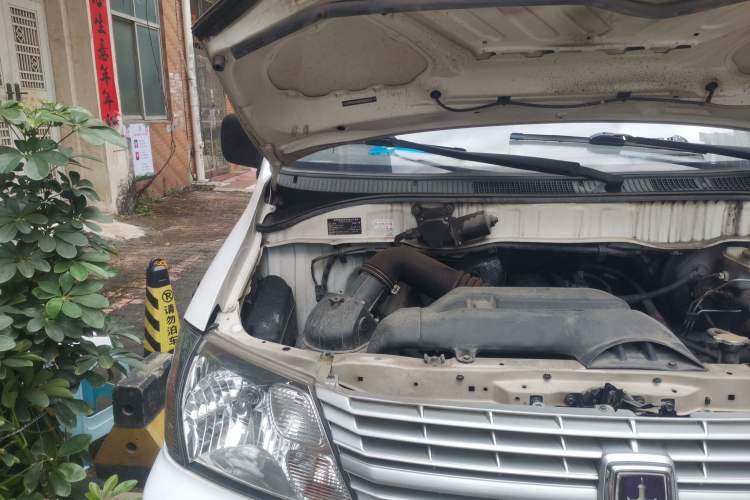 Used Jinbei Express 2018 2.0L Standard Version V19 Engine Bay Right