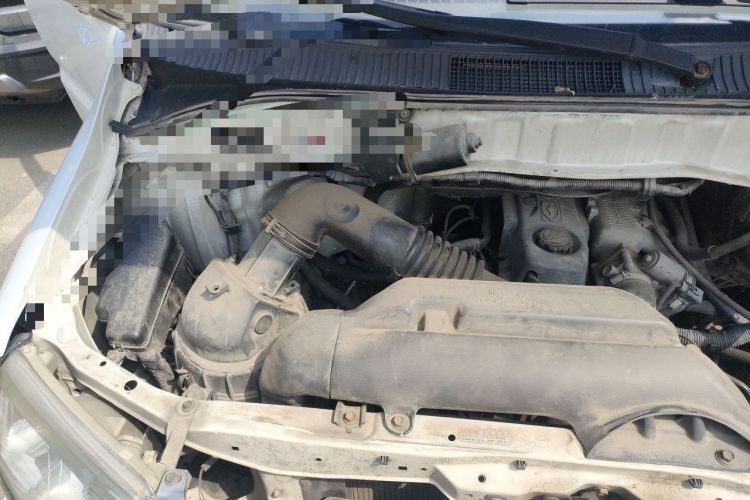 Used Jinbei Express 2018 2.0L Standard Version V19 Engine Bay Right
