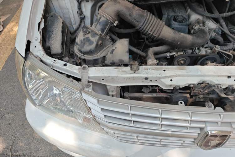 Used Jinbei Express 2018 2.0L Standard Version V19 Engine Bay Right