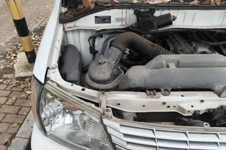 Used Jinbei Express 2018 2.0L Standard Version V19 Engine Bay Right