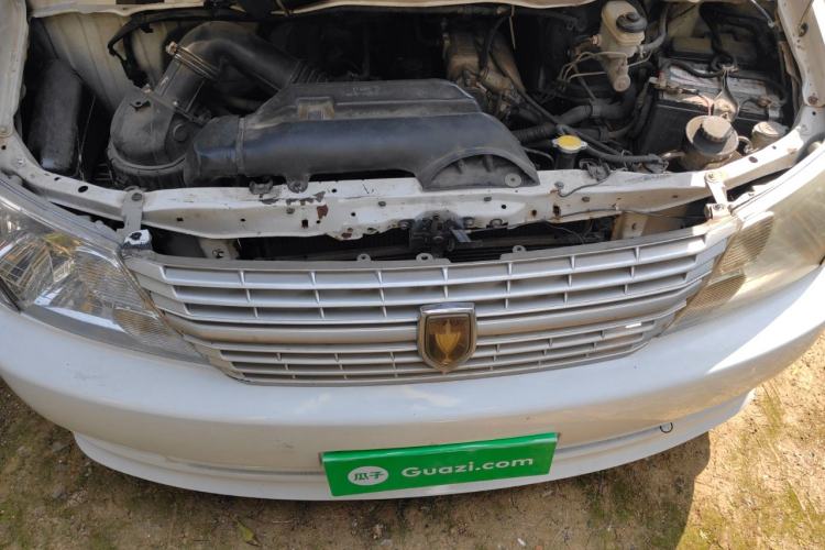 Used Jinbei Express 2018 2.0L Standard Version V19 Engine Bay