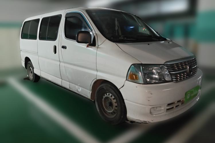 Used Jinbei Express 2018 2.0L Standard Version V19 Front Right 45 Deg