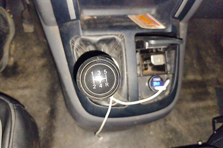 Used Jinbei Express 2018 2.0L Standard Version V19 Gear Lever