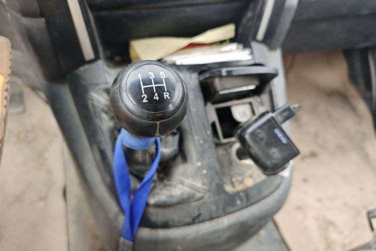 Used Jinbei Express 2018 2.0L Standard Version V19 Gear Lever