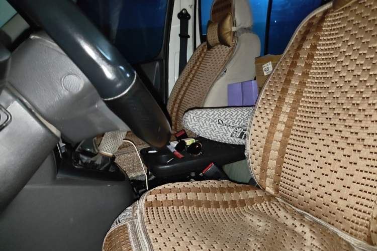 Used Jinbei Express 2018 2.0L Standard Version V19 Left Front Seat