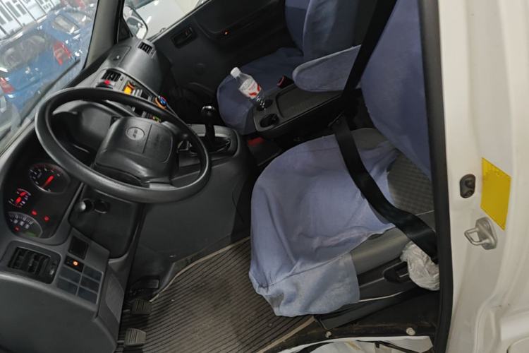 Used Jinbei Express 2018 2.0L Standard Version V19 Left Front Seat