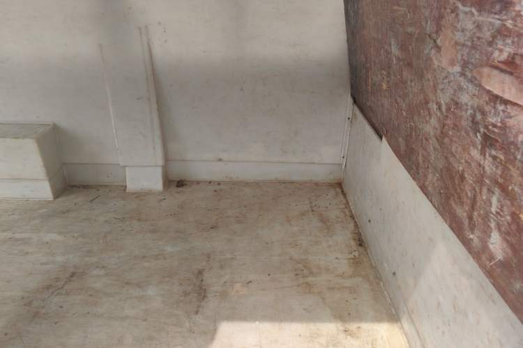 Used Jinbei Express 2018 2.0L Standard Version V19 Left Rear Seat