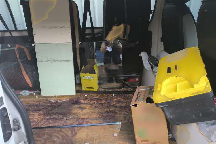 Used Jinbei Express 2018 2.0L Standard Version V19 Left Rear Seat