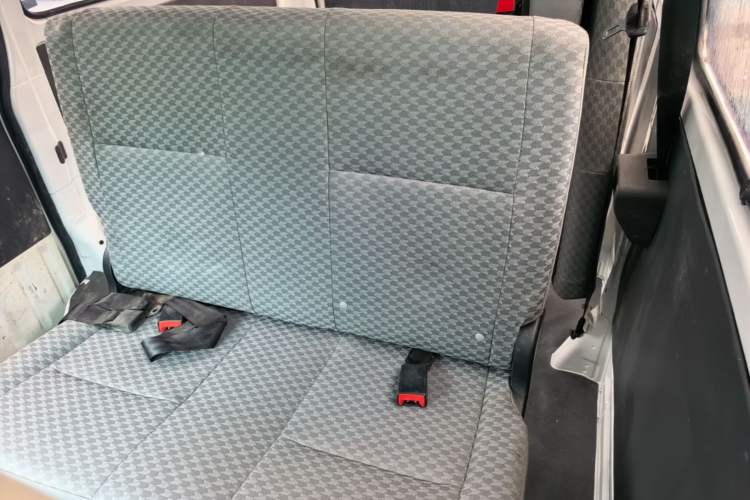 Used Jinbei Express 2018 2.0L Standard Version V19 Left Rear Seat