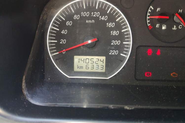 Used Jinbei Express 2018 2.0L Standard Version V19 Odometer Close Up