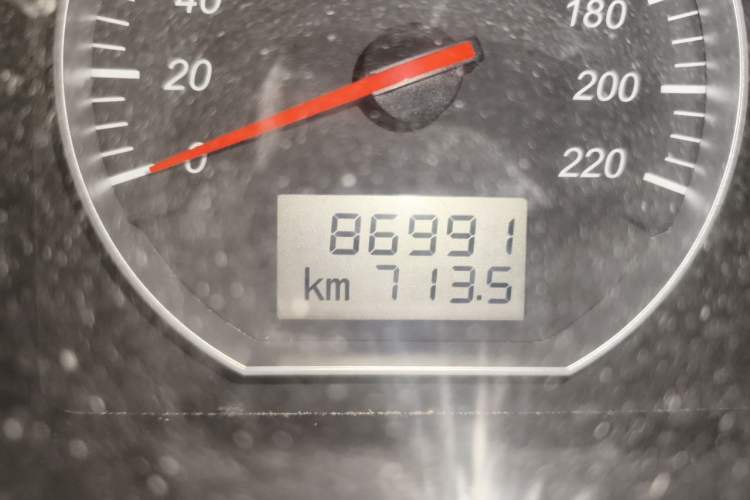 Used Jinbei Express 2018 2.0L Standard Version V19 Odometer Close Up