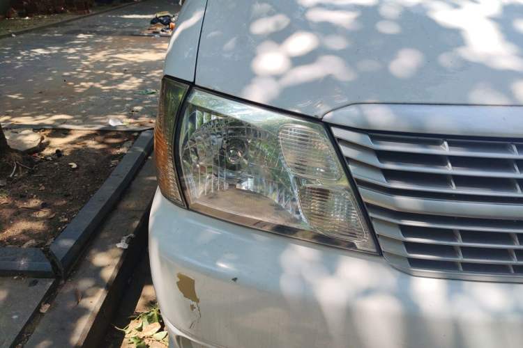 Used Jinbei Express 2018 2.0L Standard Version V19 Right Front Headlight