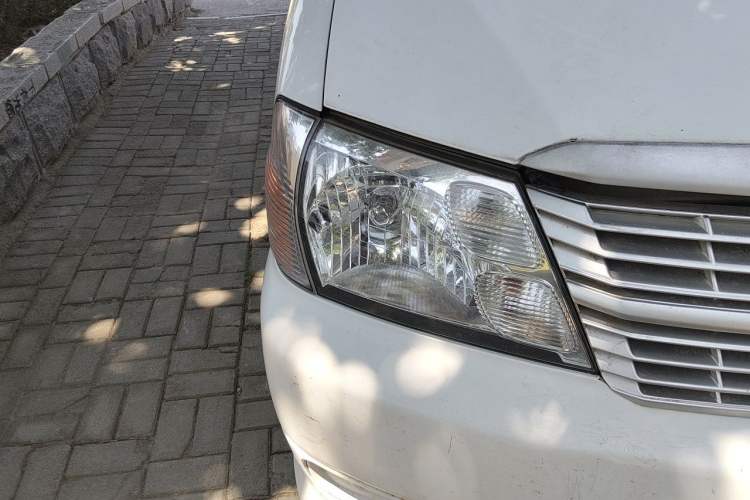 Used Jinbei Express 2018 2.0L Standard Version V19 Right Front Headlight