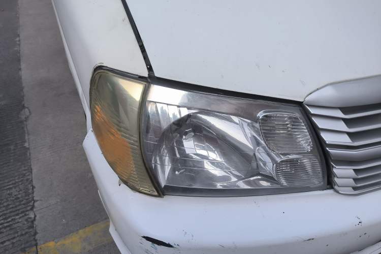 Used Jinbei Express 2018 2.0L Standard Version V19 Right Front Headlight