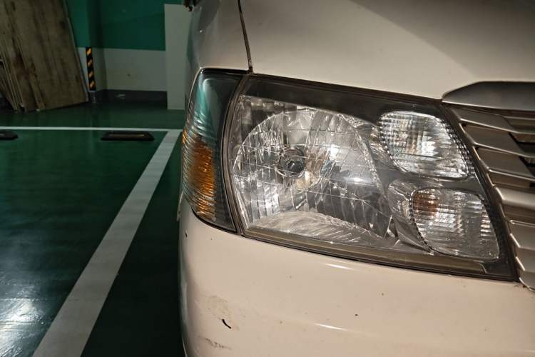 Used Jinbei Express 2018 2.0L Standard Version V19 Right Front Headlight