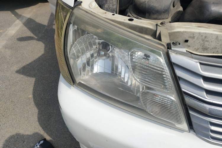 Used Jinbei Express 2018 2.0L Standard Version V19 Right Front Headlight