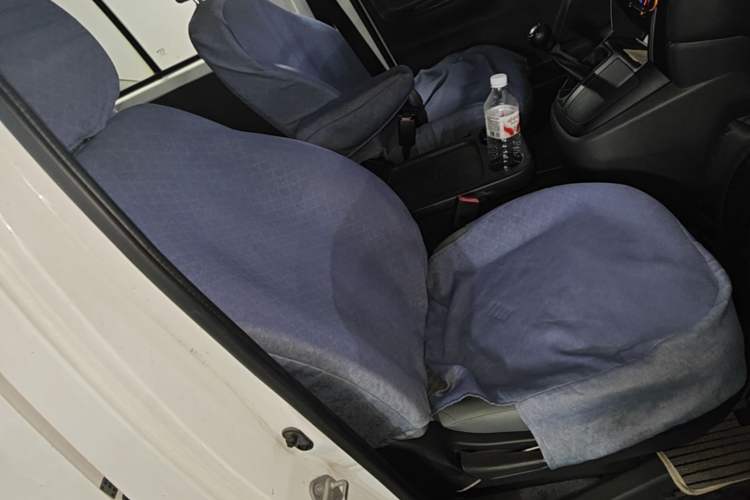 Used Jinbei Express 2018 2.0L Standard Version V19 Right Front Seat