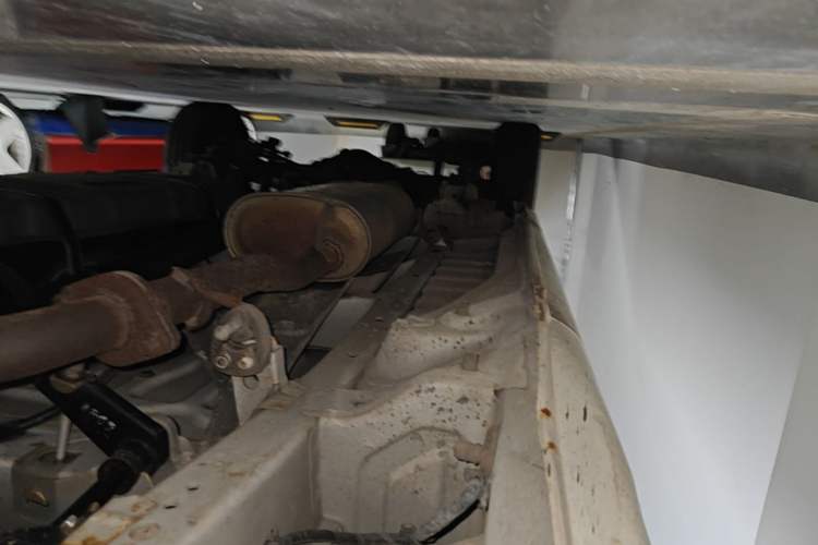 Used Jinbei Express 2018 2.0L Standard Version V19 Right Side Sill