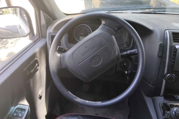Used Jinbei Express 2018 2.0L Standard Version V19 Steering Wheel