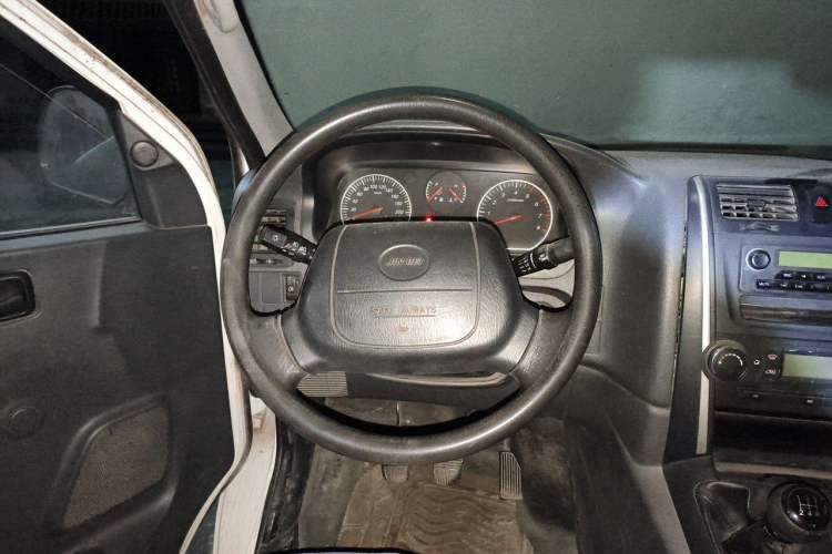Used Jinbei Express 2018 2.0L Standard Version V19 Steering Wheel