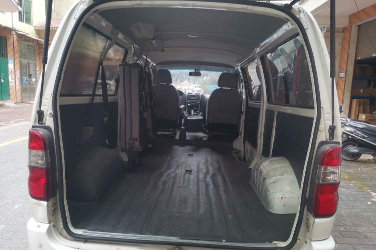 Used Jinbei Express 2018 2.0L Standard Version V19 Trunk