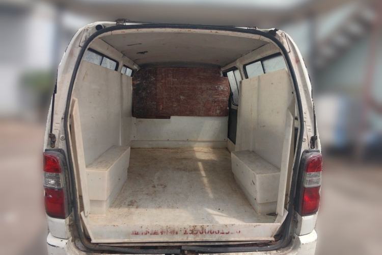 Used Jinbei Express 2018 2.0L Standard Version V19 Trunk