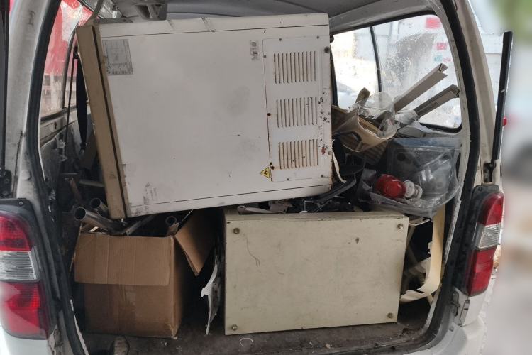 Used Jinbei Express 2018 2.0L Standard Version V19 Trunk