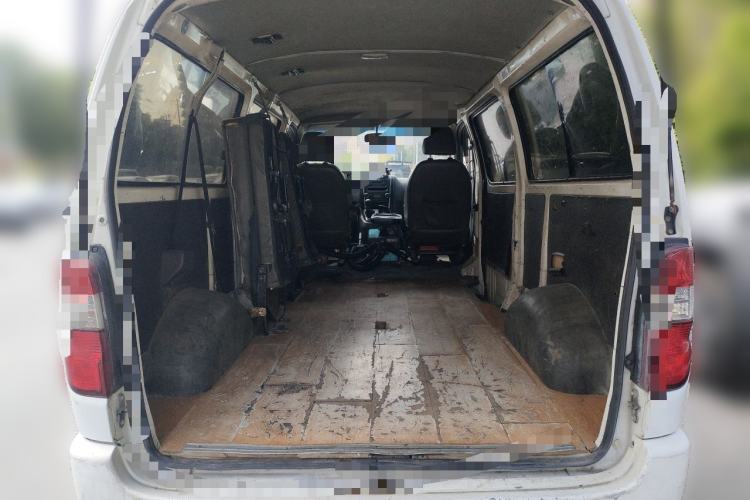 Used Jinbei Express 2018 2.0L Standard Version V19 Trunk