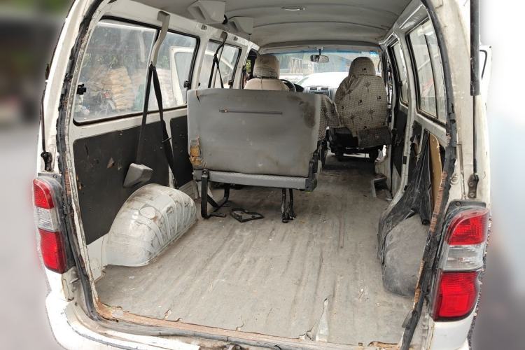 Used Jinbei Express 2018 2.0L Standard Version V19 Trunk