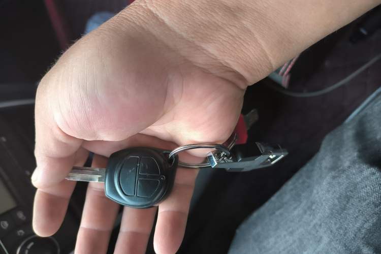 Used Jinbei Express 2018 2.0L Standard Version V19 Vehicle Key