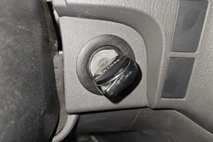 Used Jinbei Express 2018 2.0L Standard Version V19 Vehicle Key
