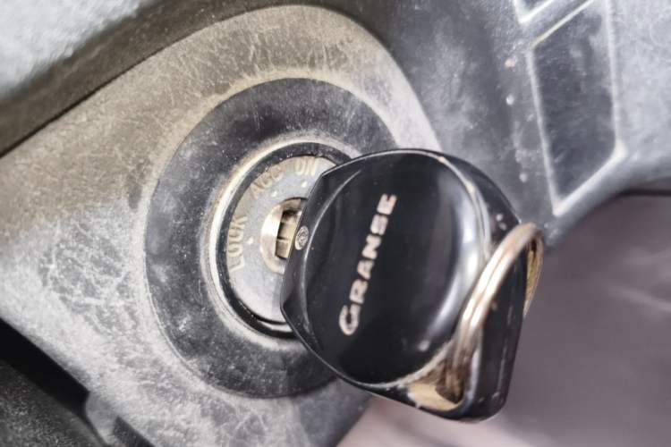 Used Jinbei Express 2018 2.0L Standard Version V19 Vehicle Key