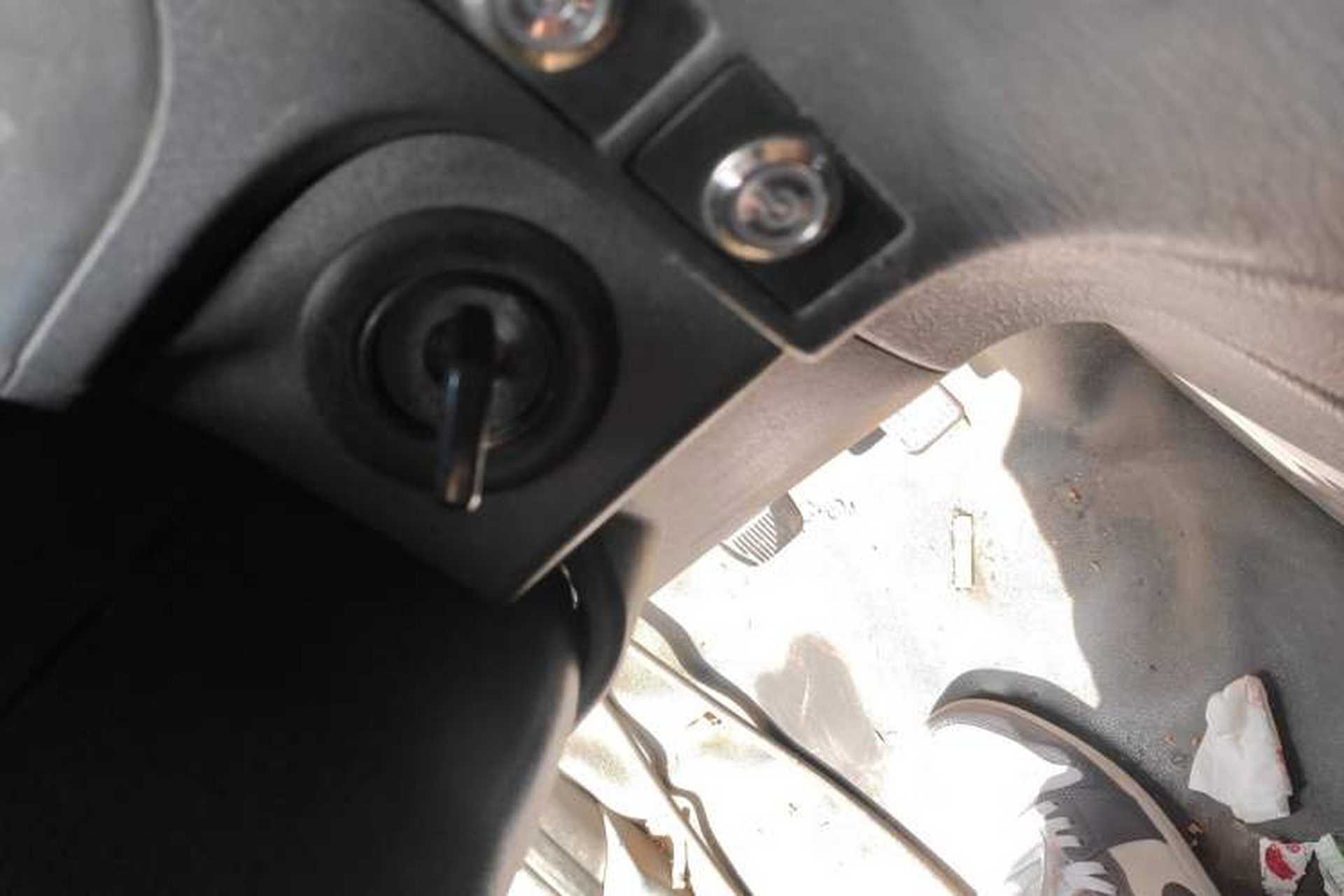 Used Jinbei Express 2018 2.0L Standard Version V19 Vehicle Key