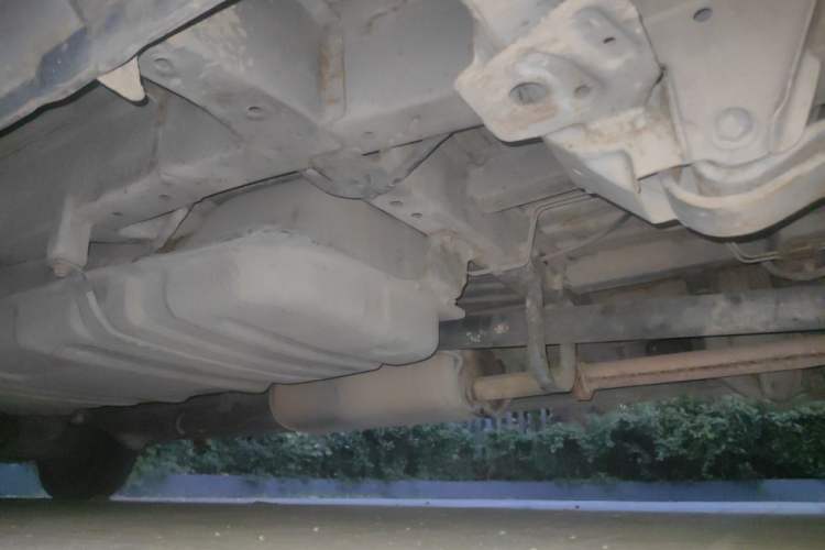 Used Jinbei Express 2018 2.0L Standard Version V19 Chassis Rear Left