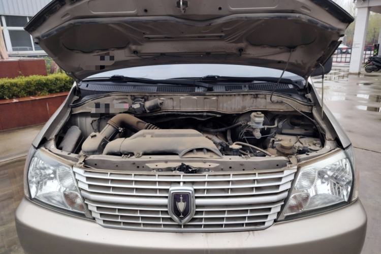 Used Jinbei Express 2018 2.0L Comfort Version V19 Engine Bay
