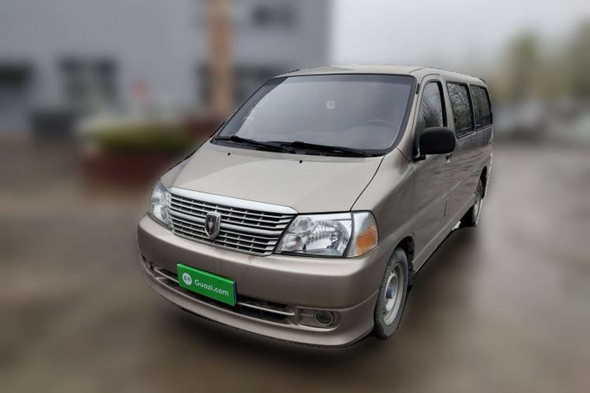 Used Jinbei Express 2018 2.0L Comfort Version V19 Front Left 45 Deg