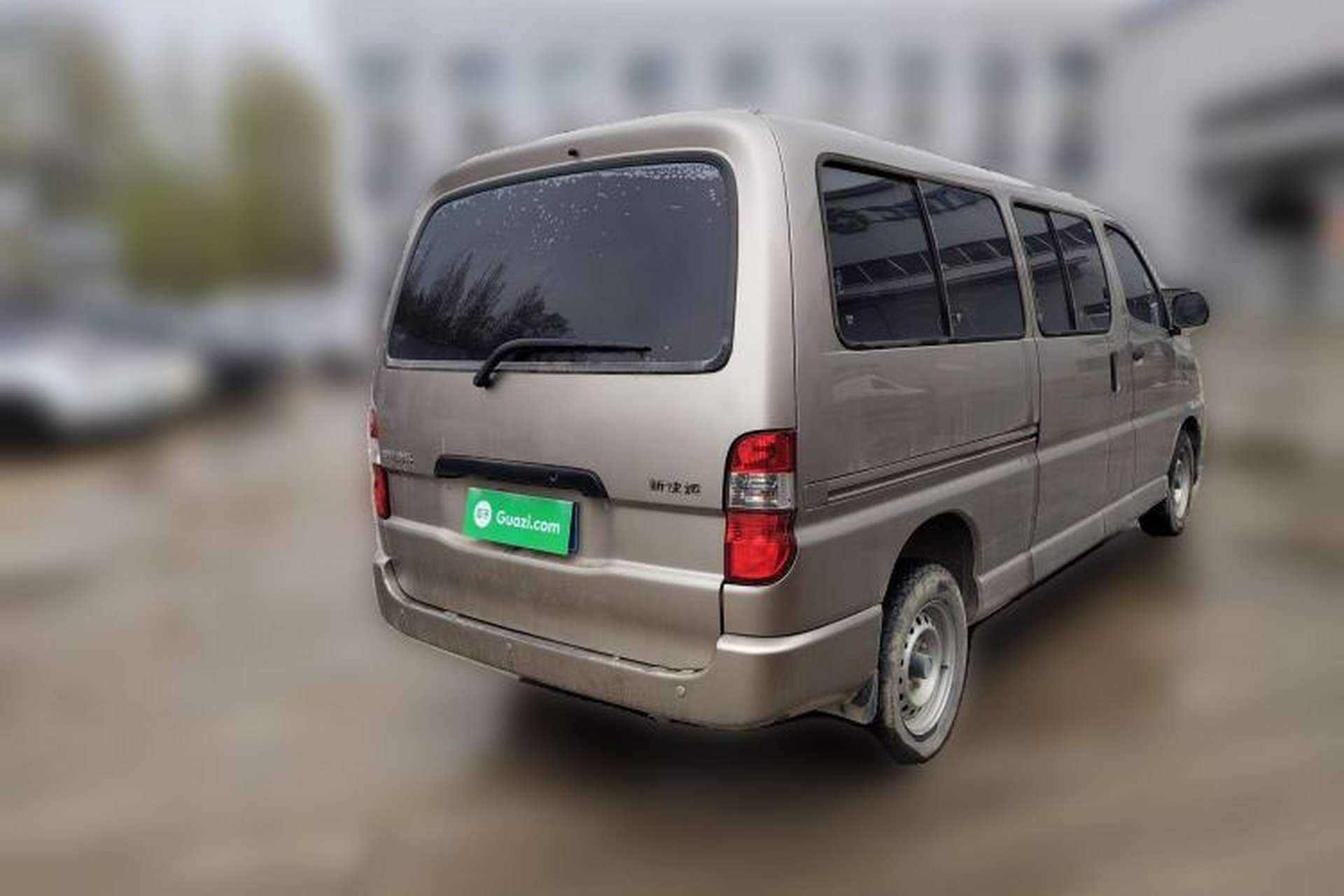 Used Jinbei Express 2018 2.0L Comfort Version V19 Rear Right 45 Deg