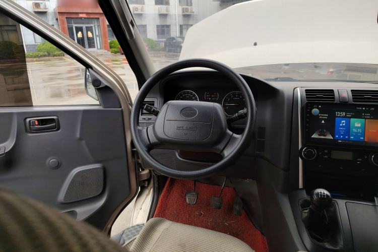 Used Jinbei Express 2018 2.0L Comfort Version V19 Steering Wheel