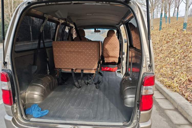 Used Jinbei Express 2019 2.0L Standard Version China VI 1TZS Interior 7