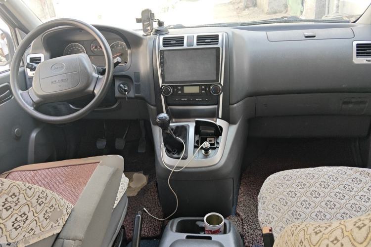 Used Jinbei Express 2019 2.0L Luxury Version China VI 1TZS Center Console