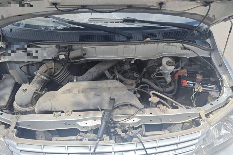 Used Jinbei Express 2019 2.0L Standard Version China VI 1TZS Engine Bay